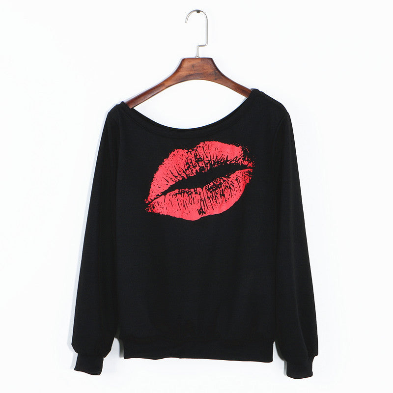 'Kiss of Night' - GirlsNightcom