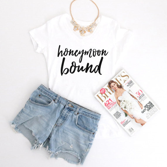 Honeymoon Bound! - GirlsNightcom