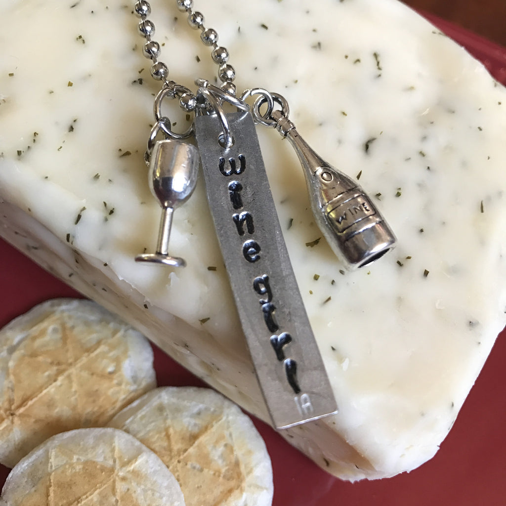Wine Girl Necklace - GirlsNightcom